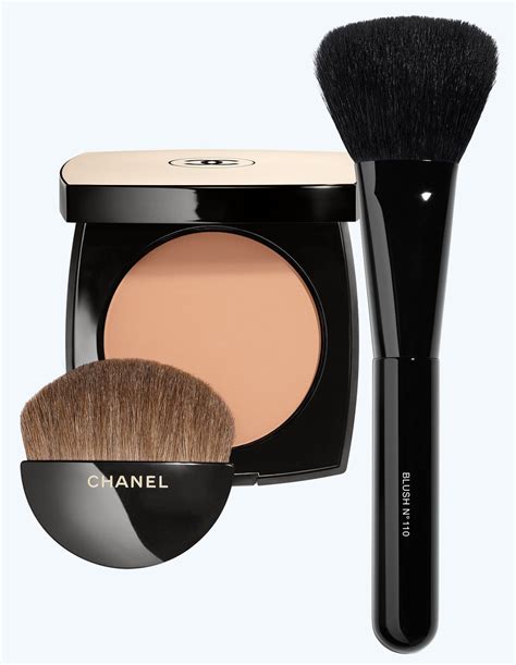 chanel pinceau mine.